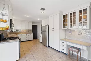 468 E View, Santa Paula, CA 93060 - Photo 3