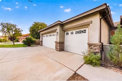 29403 Canyon Valley Drive, Lake Elsinore, CA 92530 - Photo 3