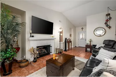 26014 Summer Dawn Court, Murrieta, CA 92563 - Photo 9