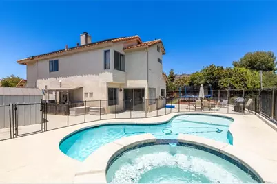24080 Manresa Court, Murrieta, CA 92562 - Photo 17