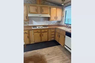 26090 Ivory Palm Drive, Homeland, CA 92548 - Photo 7