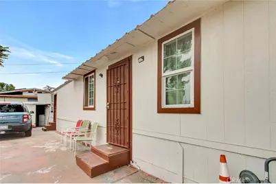 4015 Mountain  Dr  Spc  2 #2, San Bernardino, CA 92407 - Photo 3