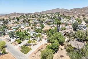24380 Paseo Arroyo, Menifee, CA 92587 - Photo 9