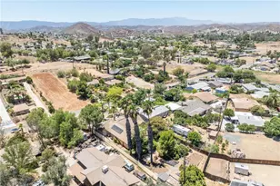 24380 Paseo Arroyo, Menifee, CA 92587 - Photo 15