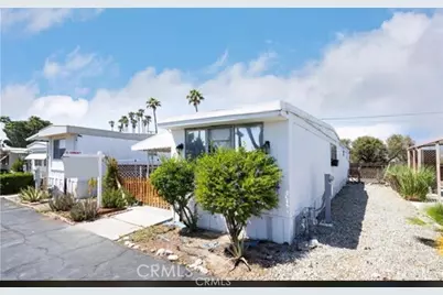 25521 N Lincoln Avenue #4, Hemet, CA 92544 - Photo 3