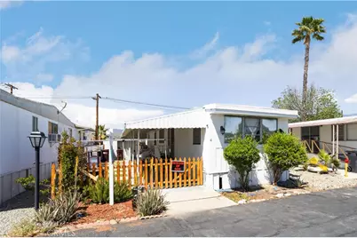 25521 N Lincoln Avenue #4, Hemet, CA 92544 - Photo 3