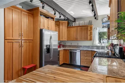 162 C Lane, Lake Arrowhead, CA 92352 - Photo 13