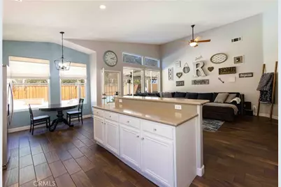 39687 Corte Gata, Murrieta, CA 92562 - Photo 29
