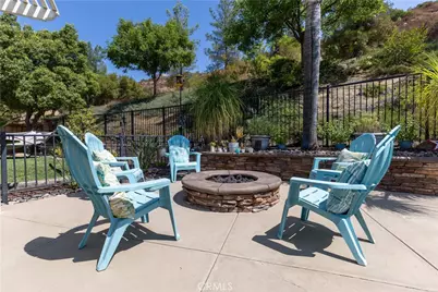 3273 Ivy Court, Lake Elsinore, CA 92530 - Photo 3