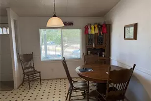 6473 Chevoit, Phelan, CA 92371 - Photo 9