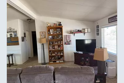 6473 Chevoit, Phelan, CA 92371 - Photo 15