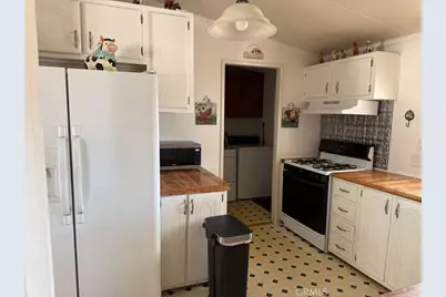 6473 Chevoit, Phelan, CA 92371 - Photo 11