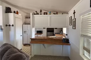 6473 Chevoit, Phelan, CA 92371 - Photo 13
