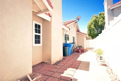 45292 Tournament Ln, Temecula, CA 92592 - Photo 17