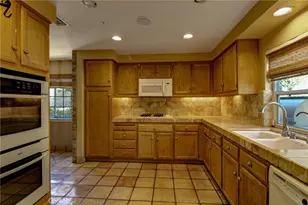 16287 Maricopa Ln, Apple Valley, CA 92307 - Photo 7