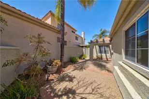 23907 23907 Corte Emerado, Murrieta, CA 92562 - Photo 3