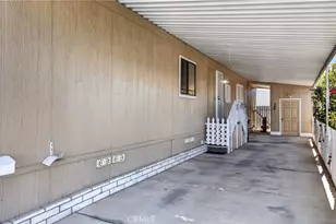 1300 W Menlo Ave, Hemet, CA 92543 - Photo 3
