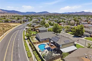 43554 Amazon St, Hemet, CA 92544 - Photo 9