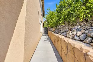7480 Tioga, Highland, CA 92346 - Photo 11