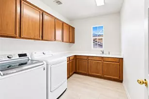 7480 Tioga, Highland, CA 92346 - Photo 31