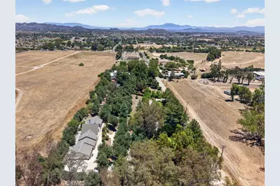 42761 Juniper, Murrieta, CA 92562 - Photo 49