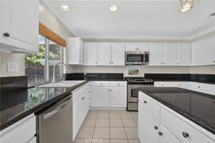 32222 Corte Gardano, Temecula, CA 92592 - Photo 15