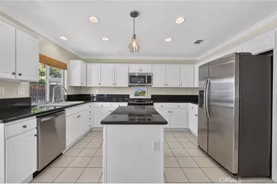 32222 Corte Gardano, Temecula, CA 92592 - Photo 17