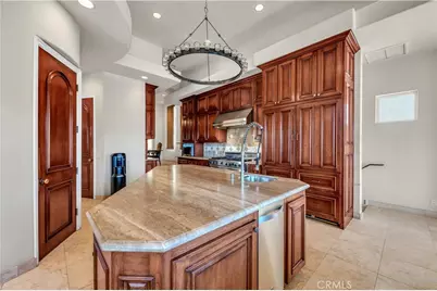 22166 W San Joaquin Drive, Canyon Lake, CA 92587 - Photo 19