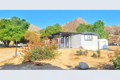 2100 S State, Hemet, CA 92543 - Photo 45