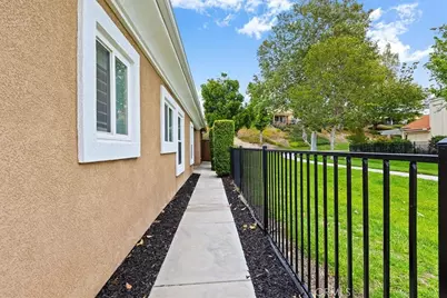 943 Torino, San Jacinto, CA 92583 - Photo 45