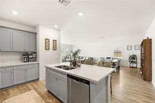 29081 Soffel, Winchester, CA 92596 - Photo 5