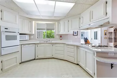5001 W Florida #323, Hemet, CA 92545 - Photo 13