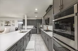 30819 Mountain Ash Cir, Menifee, CA 92584 - Photo 13