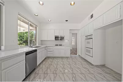 31895 Via Cordoba, Temecula, CA 92592 - Photo 13