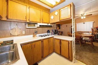 725 W Thornton #68, Hemet, CA 92543 - Photo 17