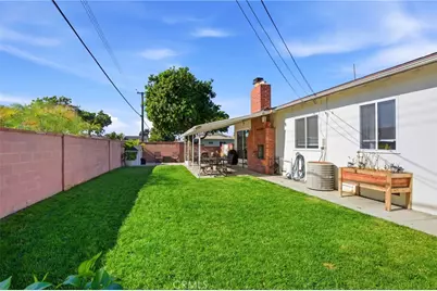 1484 W Maxzim Avenue, Fullerton, CA 92833 - Photo 27