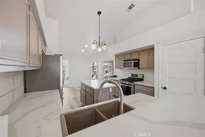 31565 Hamburg Circle, Winchester, CA 92596 - Photo 11
