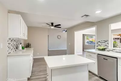 1825 Flame Tree, Hemet, CA 92545 - Photo 11