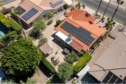 9869 Warwick, Desert Hot Springs, CA 92240 - Photo 35