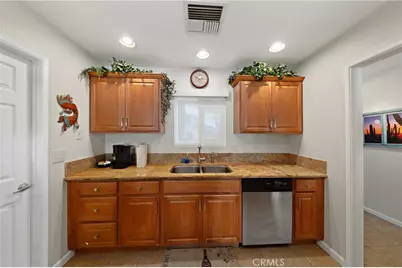 9869 Warwick, Desert Hot Springs, CA 92240 - Photo 15