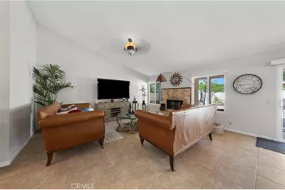 9869 Warwick, Desert Hot Springs, CA 92240 - Photo 7