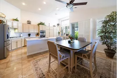 40494 Calle Lampara, Murrieta, CA 92562 - Photo 7