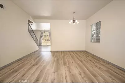 41005 Crimson Pillar Lane, Lake Elsinore, CA 92532 - Photo 5