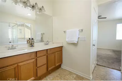 41005 Crimson Pillar Lane, Lake Elsinore, CA 92532 - Photo 21