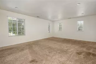 41005 Crimson Pillar Ln, Lake Elsinore, CA 92532 - Photo 11