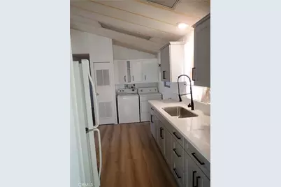 5678 Shull St. #17, Bell Gardens, CA 90201 - Photo 7
