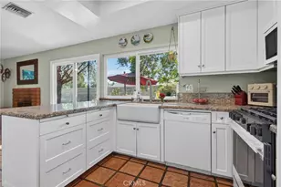 3395 Santa Cruz Dr, Riverside, CA 92507 - Photo 17