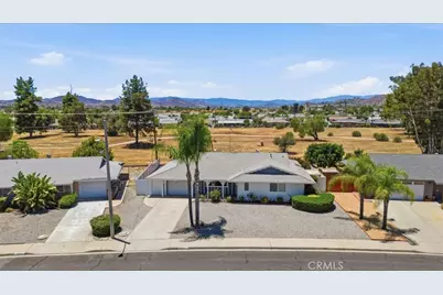 29001 29001 Thornhill Dr, Menifee, CA 92586 - Photo 3