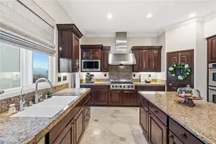 27630 Morning Glory Cir, Temecula, CA 92590 - Photo 17
