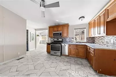 30876 Epiplaneia, Winchester, CA 92596 - Photo 9